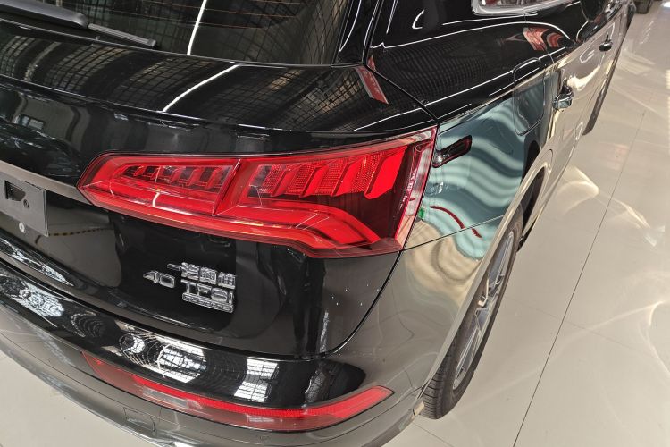 奥迪Q5L 2020款 改款 40 TFSI 荣享时尚型车身外观6006