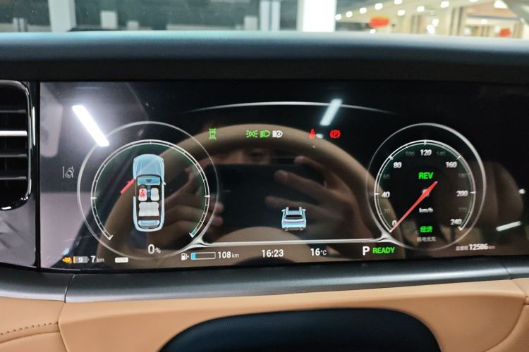 岚图汽车 岚图FREE 2024款 超长续航智驾版中控内饰14