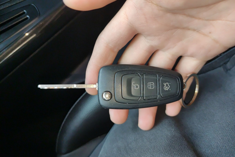 福特 福克斯 2017款 两厢 1.6L 自动风尚型智行版中控内饰7001