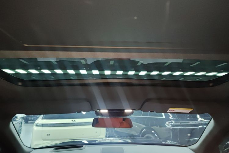 理想汽车 理想L9 2022款 Max局部细节22