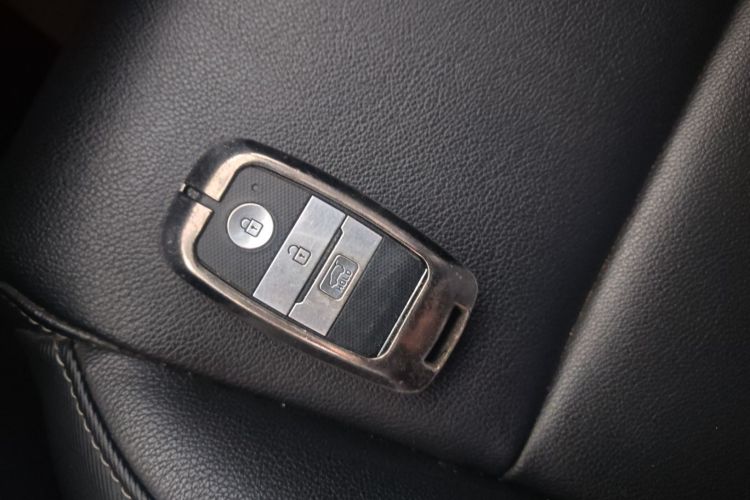 起亚KX5 2016款 1.6T 自动两驱DLX中控内饰11