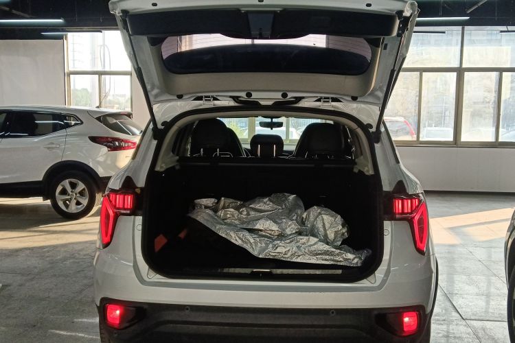 领克01 2019款 2.0T 两驱纯版 国VI局部细节23