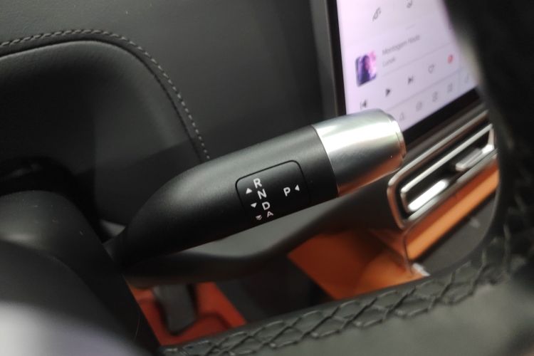 理想汽车 理想L8 2023款 Max局部细节18