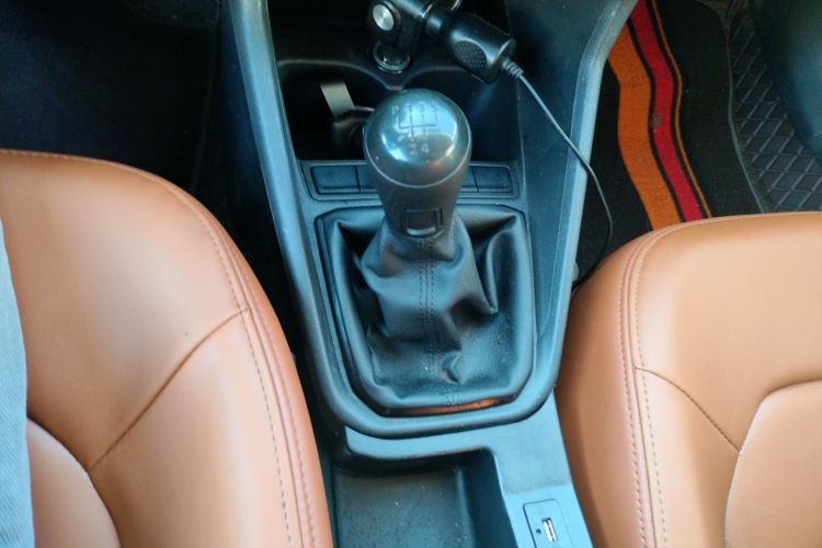 大众 桑塔纳 2019款 1.5L 手动风尚版 国VI中控内饰18