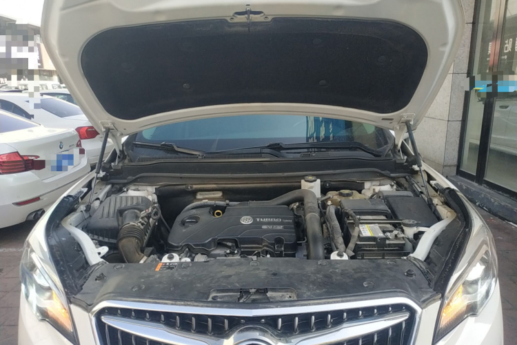 别克 昂科威 2019款 20T 两驱精英型 国V机舱底盘24