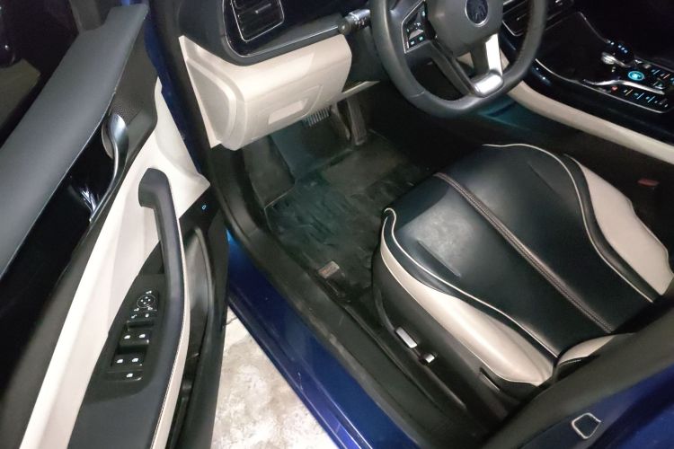 比亚迪 秦PLUS 2021款 DM-i 55KM 旗舰型中控内饰7003