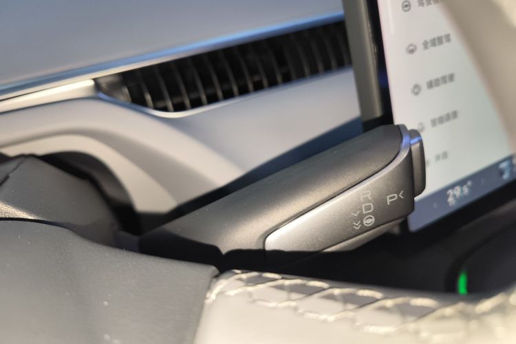 小鹏MONA M03 2024款 620 超长续航中控内饰18