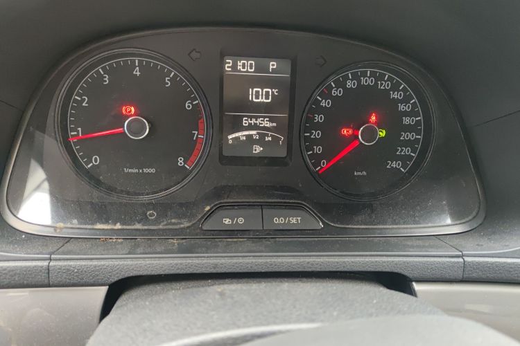 大众 朗逸 2013款 改款经典 1.6L 自动风尚版中控内饰14