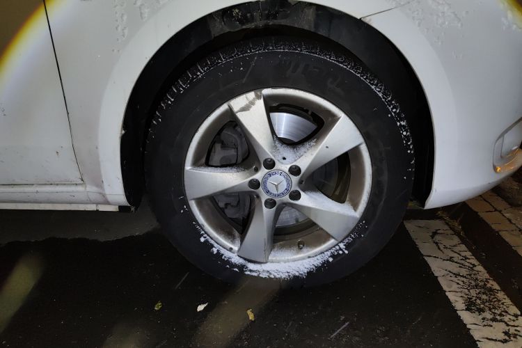 奔驰 威霆 2016款 2.0T 精英版车身外观10