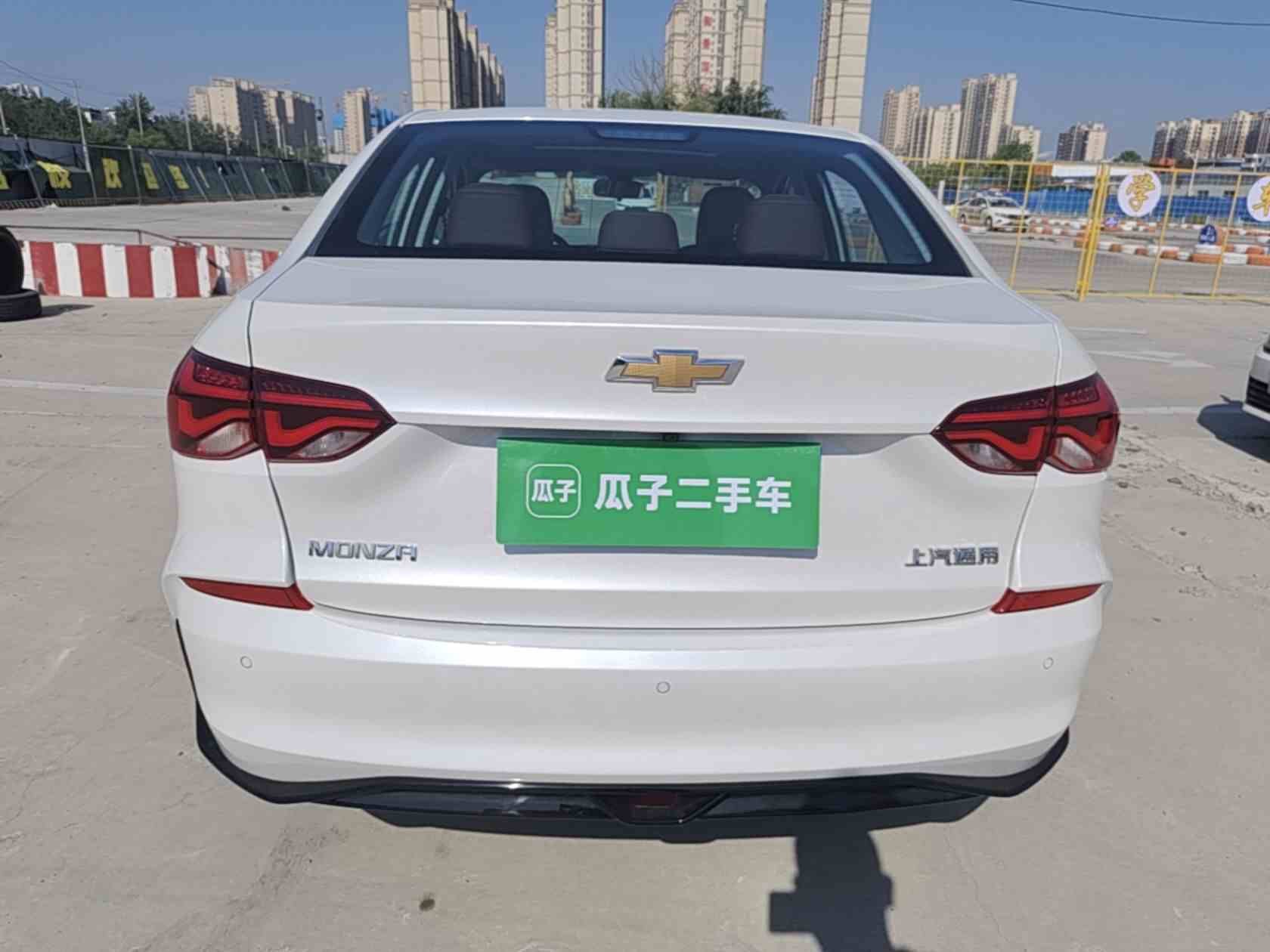 雪佛兰 科鲁泽 2024款 1.5L 双离合悦享版(4)