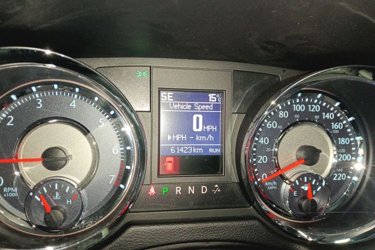 克莱斯勒 大捷龙(进口) 2014款 3.6L 舒适版中控内饰14