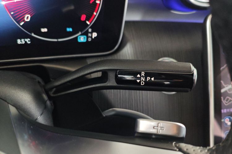 奔驰C级 2024款 C 260 L 运动版局部细节18