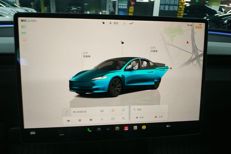特斯拉 Model 3 2023款 后轮驱动版中控内饰16