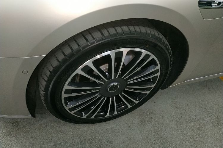 鸿蒙智行 享界S9 2024款 纯电 Ultra 四驱旗舰版车身外观6001