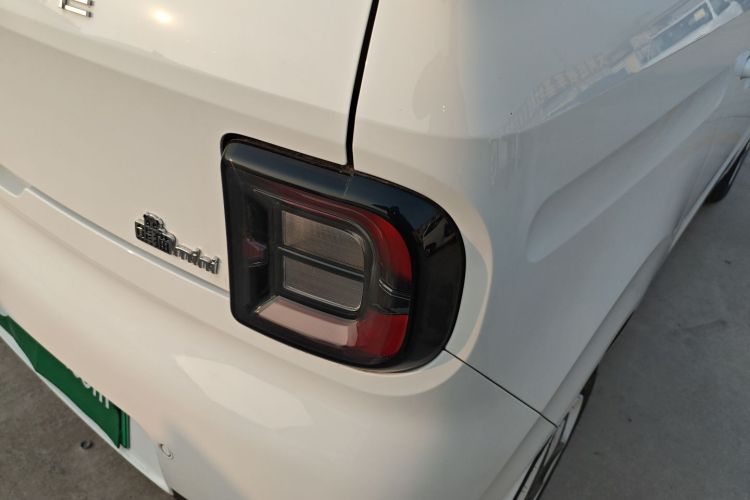 吉利银河 熊猫 2025款 210km 元气熊车身外观6006