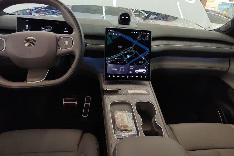 蔚来ES7 2022款 75kWh中控内饰16