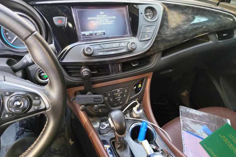 别克 昂科威 2016款 20T 两驱精英型中控内饰16