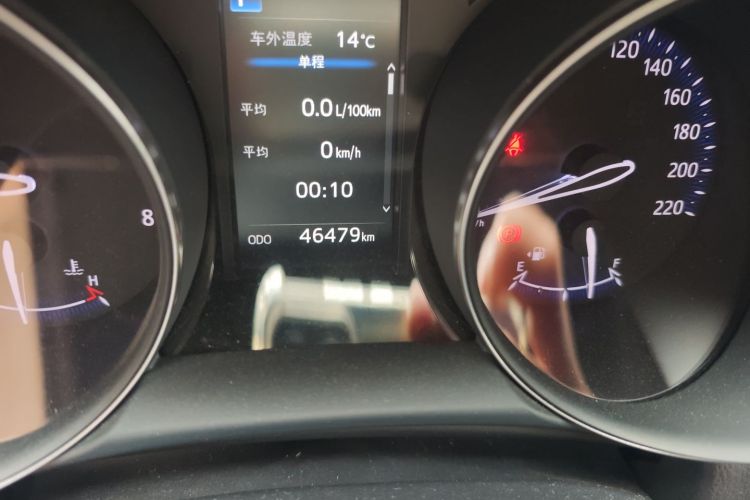 丰田 奕泽IZOA 2018款 2.0L 奕驰版 国VI中控内饰15