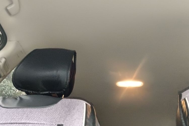 日产 逍客 2016款 2.0L CVT精英版局部细节22