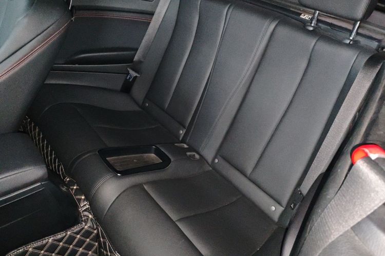 宝马2系(进口) 2018款 220i 敞篷轿跑车 运动设计套装中控内饰21