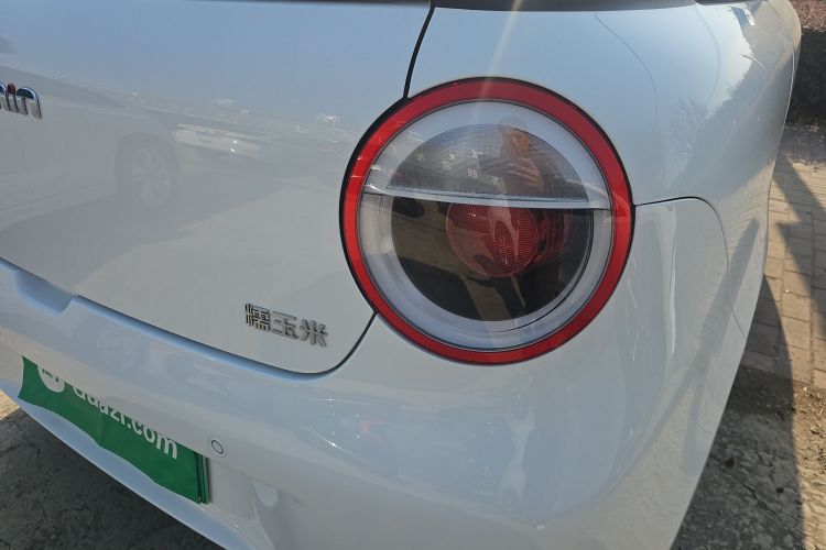 长安启源 长安Lumin 2023款 205km 香沁款车身外观9