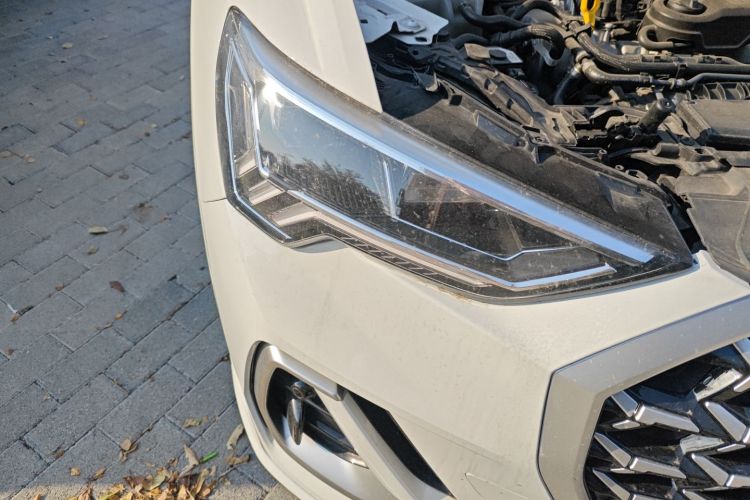 奥迪Q3 2024款 35 TFSI 时尚动感型车身外观6006