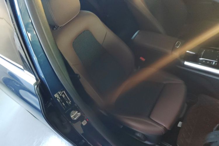 奔驰B级 2020款 B 180局部细节41