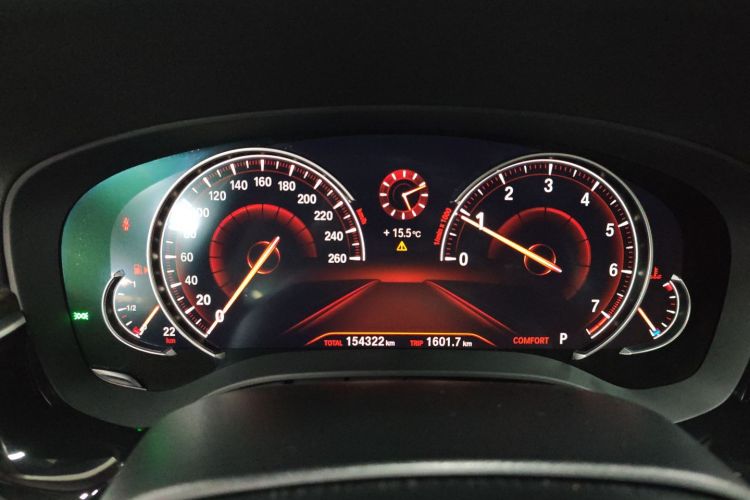 宝马5系 2018款 改款 530Li 领先型 豪华套装中控内饰14