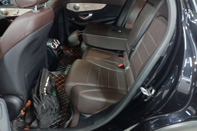 奔驰GLC 2021款 GLC 260 L 4MATIC 动感型中控内饰21