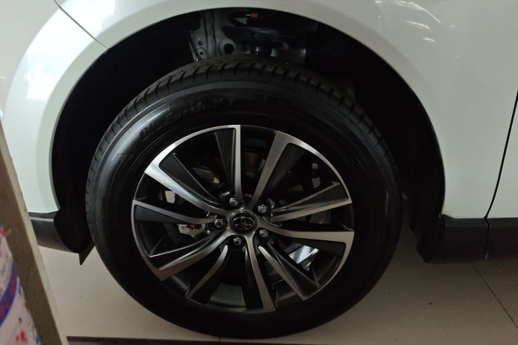 丰田 凌放HARRIER 2023款 2.0L CVT两驱进取版车身外观6007