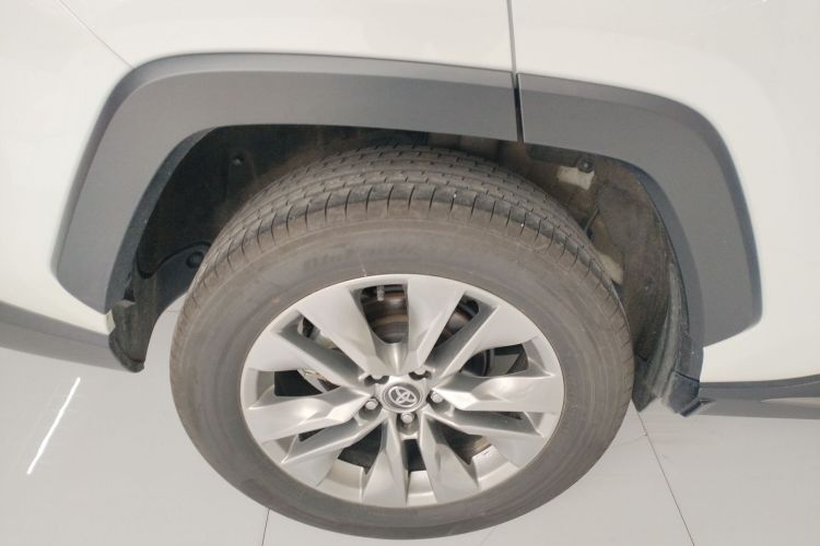 丰田 威兰达 2023款 2.0L CVT两驱领先版车身外观6008