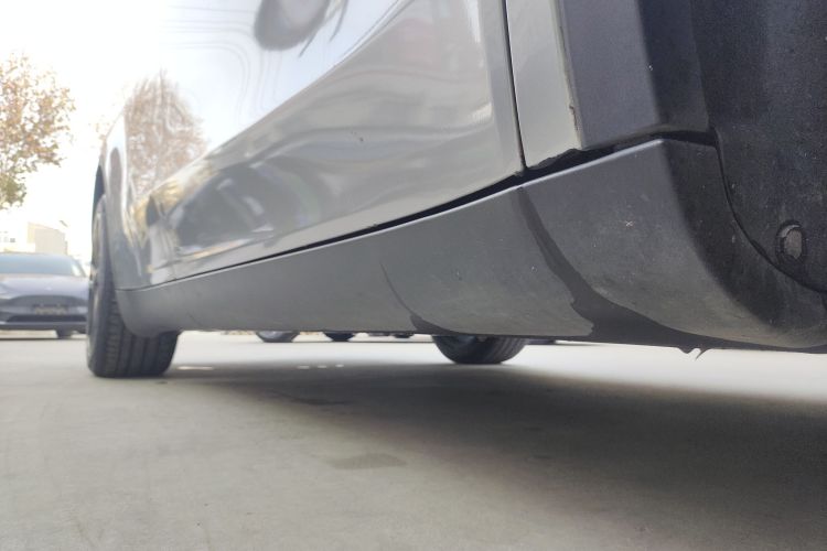 特斯拉 Model Y 2023款 长续航全轮驱动版局部细节9001