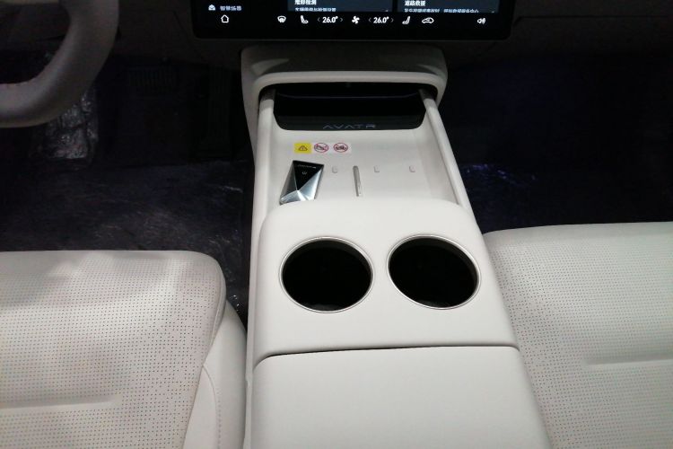 阿维塔06 2025款 Pro增程版局部细节18