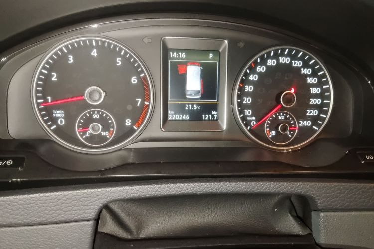 大众 迈特威 2012款 2.0TSI 两驱豪华版中控内饰15