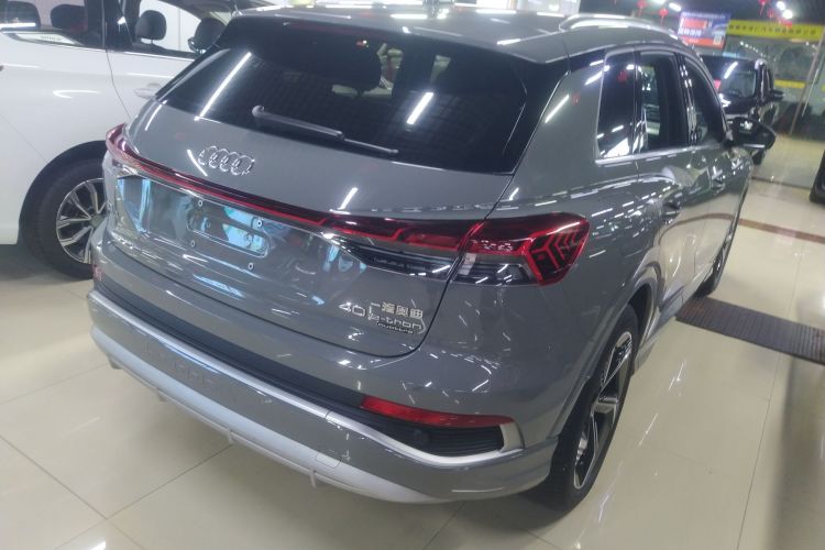 奥迪Q4 e-tron 2024款 40 e-tron 创境版车身外观7