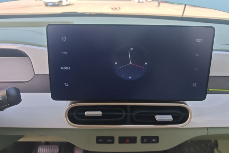 吉利银河 熊猫 2025款 210km 元气熊中控内饰16