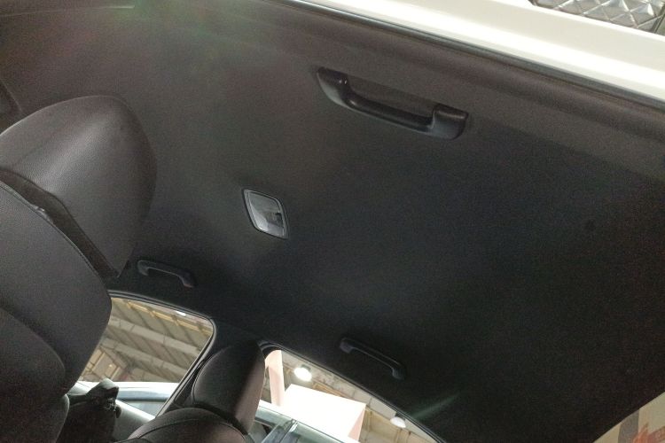 起亚K3新能源 2021款 EV 舒适版 410km局部细节22