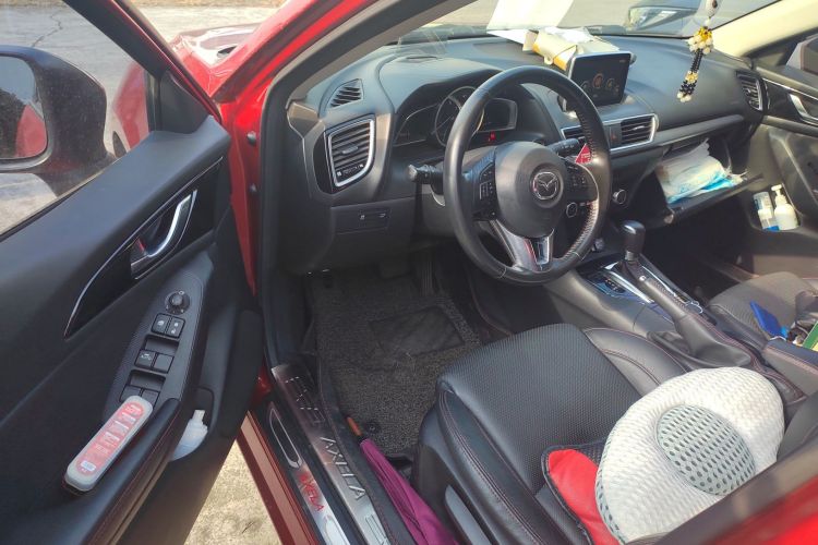 马自达3 昂克赛拉 2016款 两厢 2.0L 自动旗舰型中控内饰20