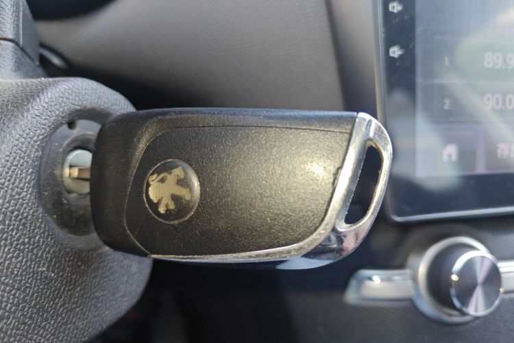 标致408 2018款 350THP 自动豪华版中控内饰11