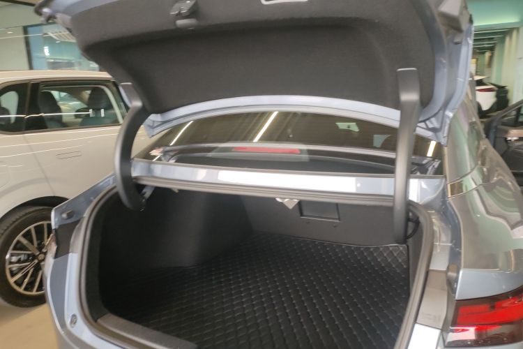 小鹏P5 2021款 460E局部细节23