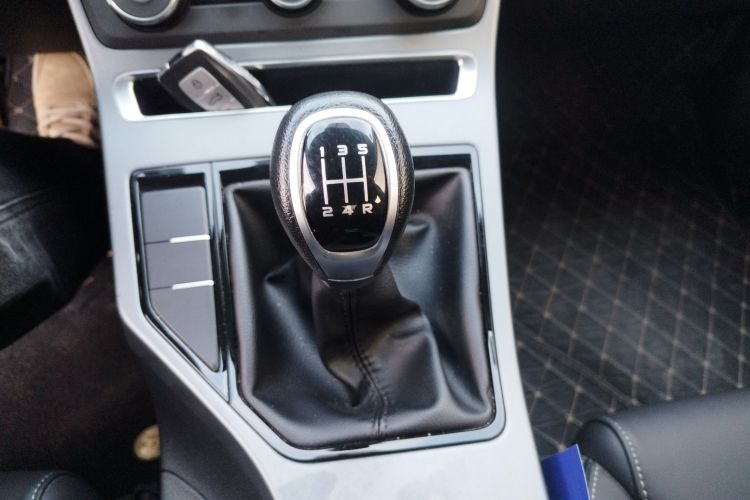 吉利汽车 帝豪 2021款 UP 1.5L 手动舒适型中控内饰18