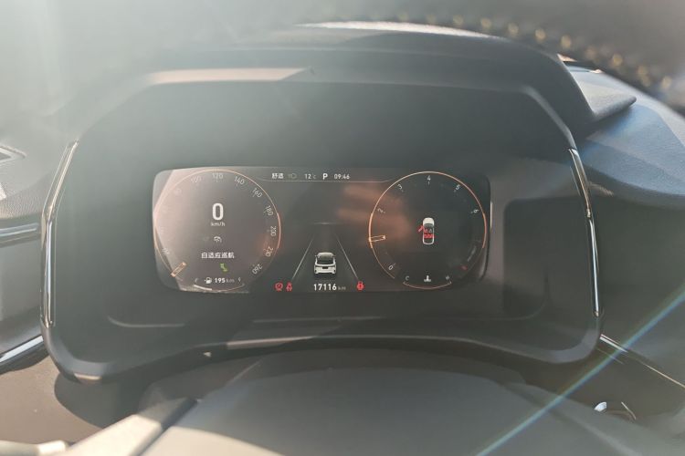 领克06 2023款 Remix 1.5T 劲Halo中控内饰14