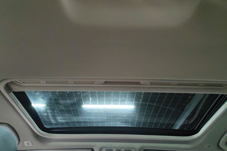 宝马3系 2019款 320Li 时尚型局部细节22