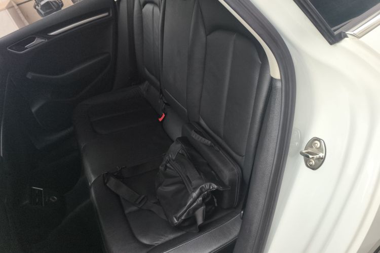 奥迪A3 2016款 Limousine 35 TFSI 风尚型中控内饰21