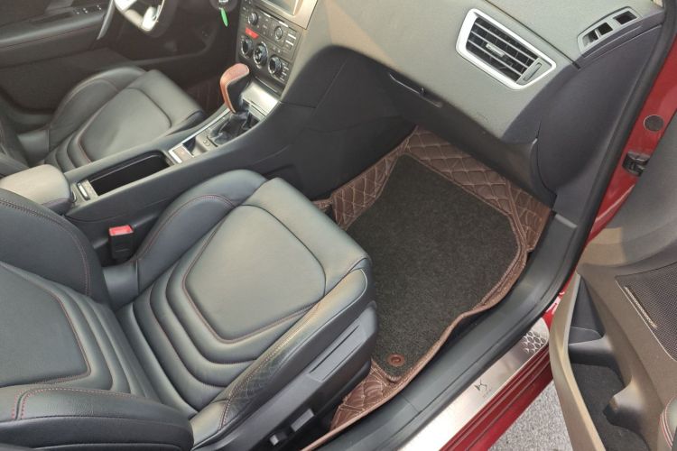 DS 4S 2016款 1.6T 自动智享版THP160局部细节41