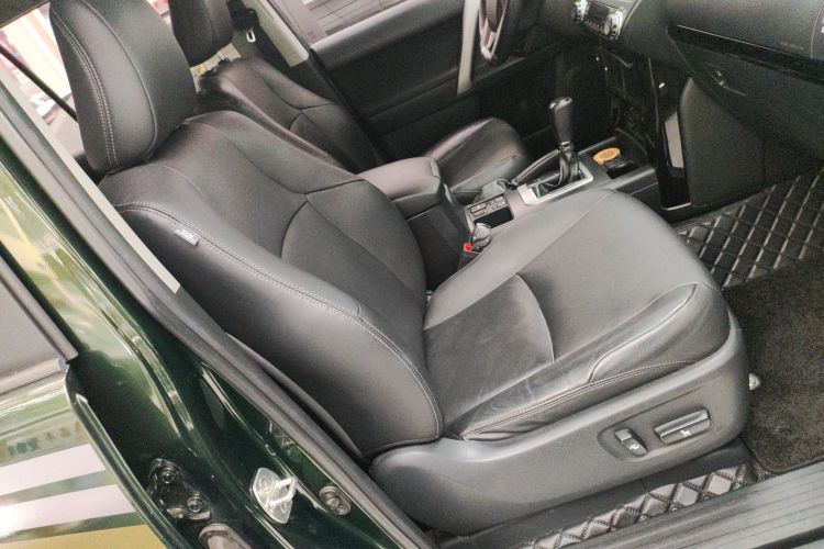 丰田 普拉多 2016款 2.7L 自动标准版局部细节41