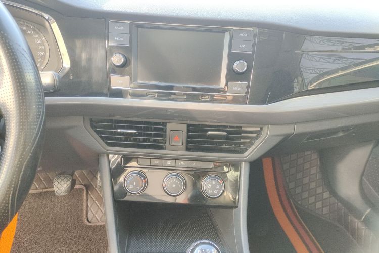 大众 宝来 2020款 1.5L 手动舒适型中控内饰16