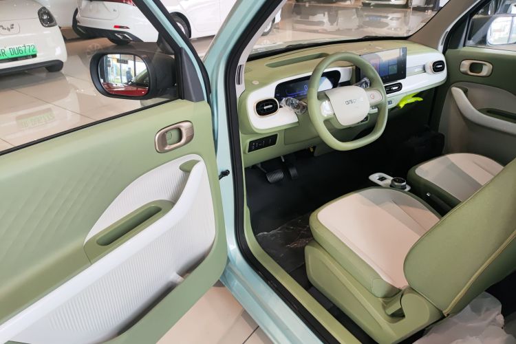 吉利银河 熊猫 2025款 210km 元气熊中控内饰20