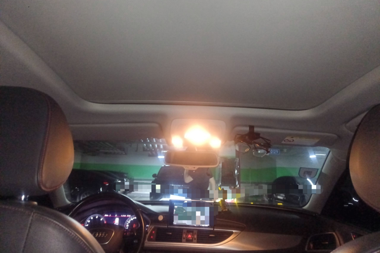 奥迪A6L 2018款 30周年年型 TFSI 进取型中控内饰22