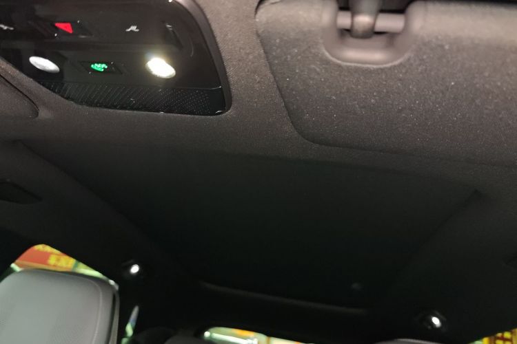 领克08 EM-P 2025款 220km 四驱性能Halo中控内饰22